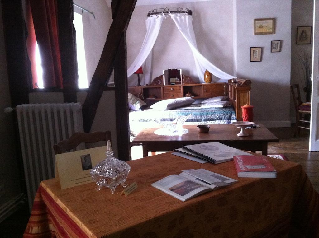 Le Clos De La Muse Saint-Junien Bilik gambar