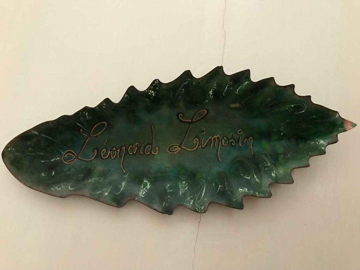 Le Clos De La Muse Saint-Junien Luaran gambar